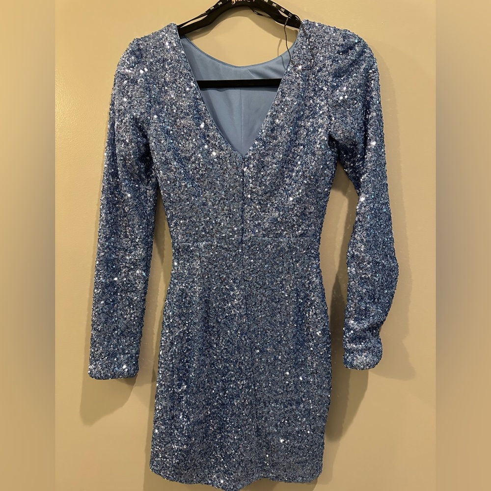 SHO by Tadashi Shoji Long Sleeve Sequin Cutout Bodycon Dress Size XXS Blue - Picture 4 of 7